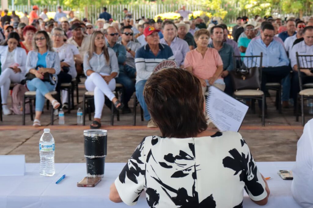 José Aurelio Urquijo Celis asume la dirigencia del Módulo de Riego Santa Rosa