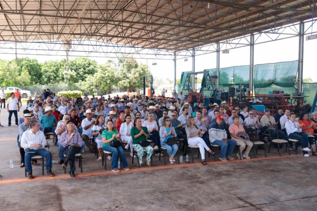 José Aurelio Urquijo Celis asume la dirigencia del Módulo de Riego Santa Rosa
