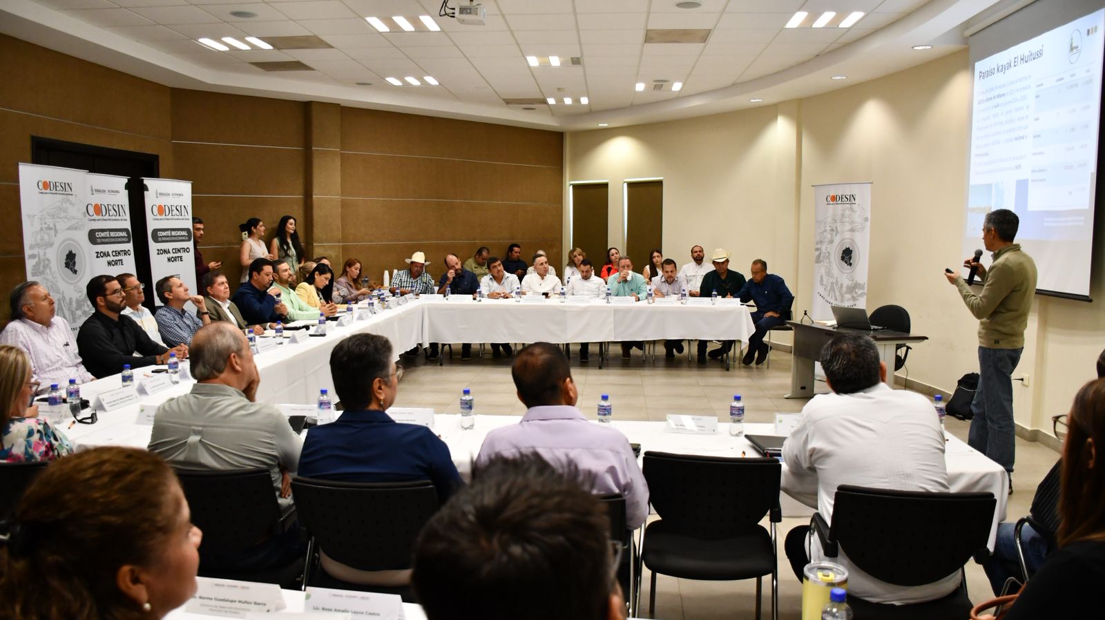 Kayak, surf y pesca deportiva en playas Las Glorias y Bellavista, Guasave, en el plan Turístico 2050