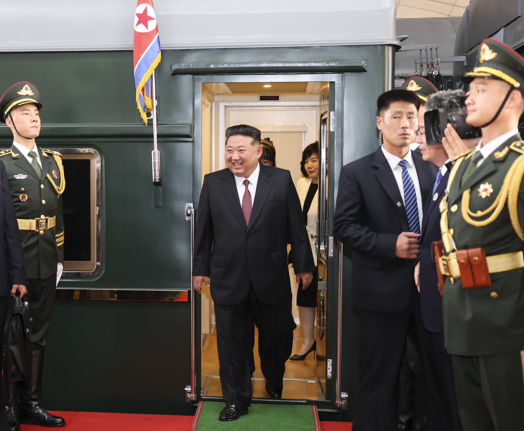 El líder norcoreano, Kim Jong Un, llega a China para desfile militar con Putin y Xi Jinping