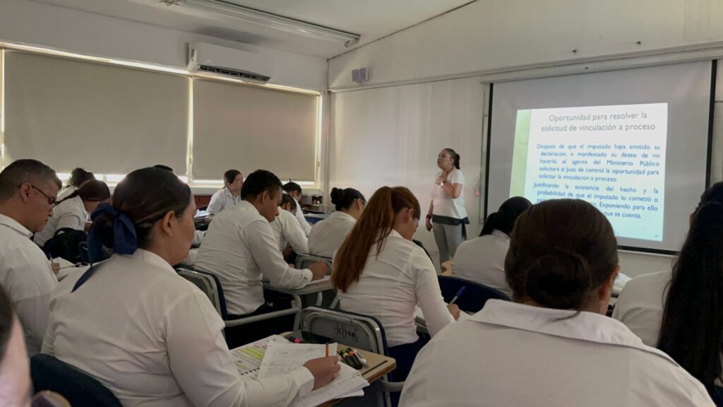 La Unipol extiende inscripciones para doctorados hasta el 19 de septiembre