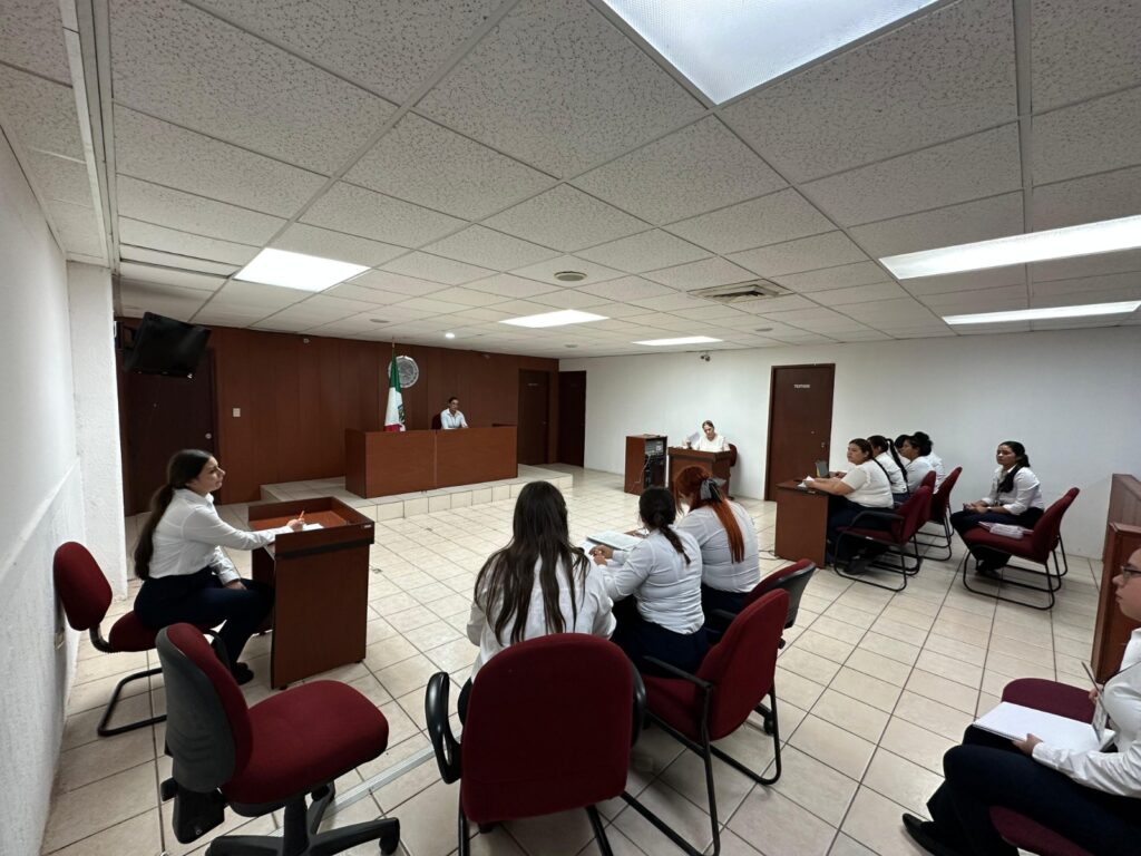La Unipol extiende inscripciones para doctorados hasta el 19 de septiembre