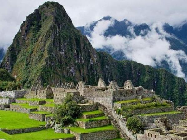 Machu Picchu podría perder su título de Nueva Maravilla del Mundo, alerta organización