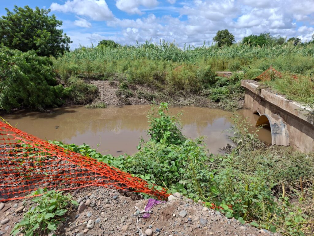 Nuevo socavón en el dren San Joachín mantiene en vilo a vecinos