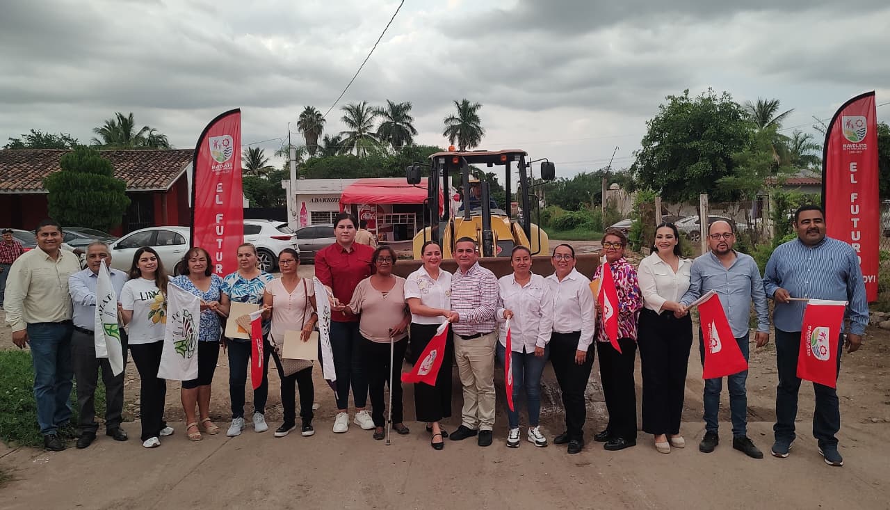 Alcalde de Navolato arranca obras de agua y alcantarillado