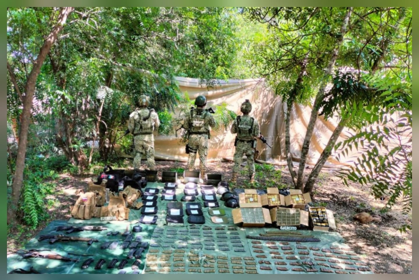 Delincuentes huyen de campamento en Tepuche