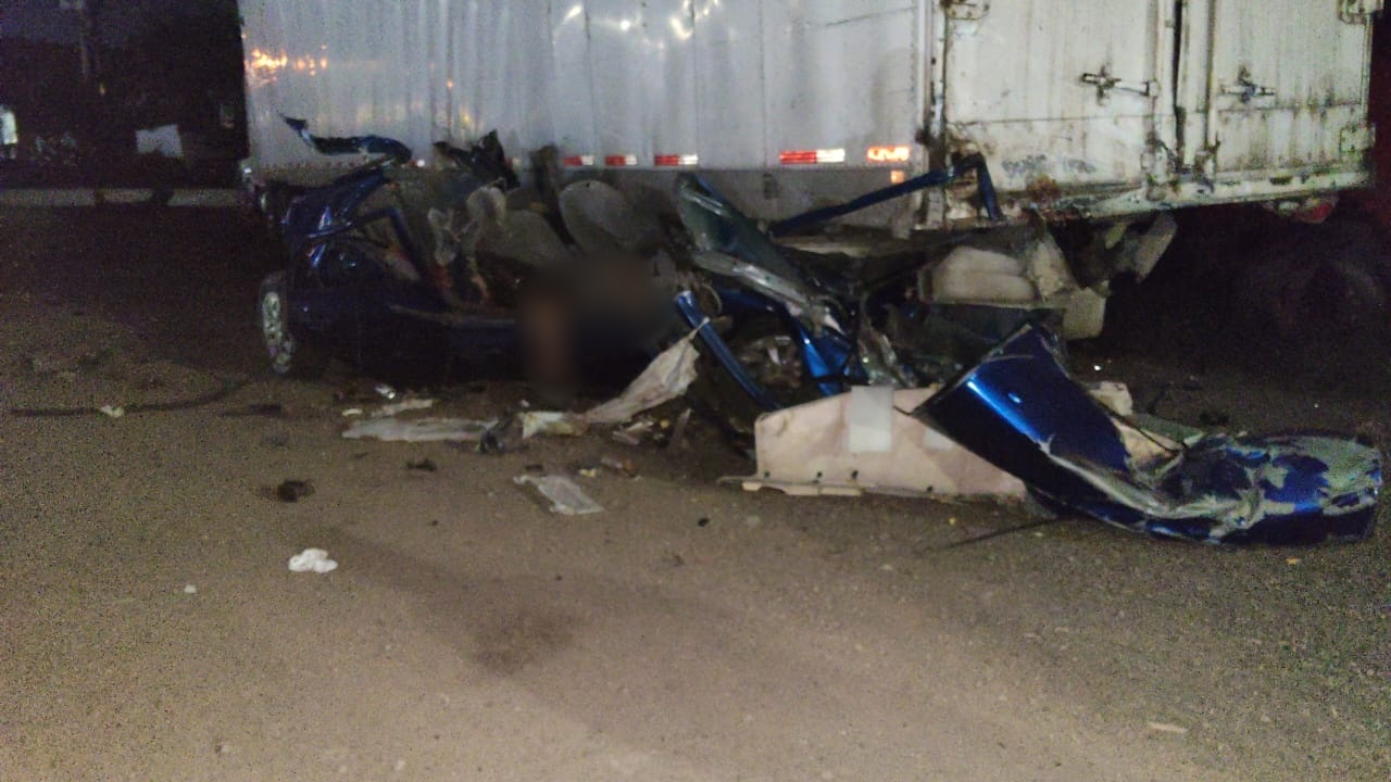 Padre e hijo son las personas que perdieron la vida en accidente vial en Los Mochis