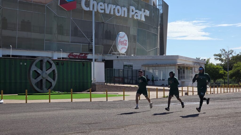 Pese a la lluvia Cañeros de Los Mochis cumplió con su cuarto día de pretemporada