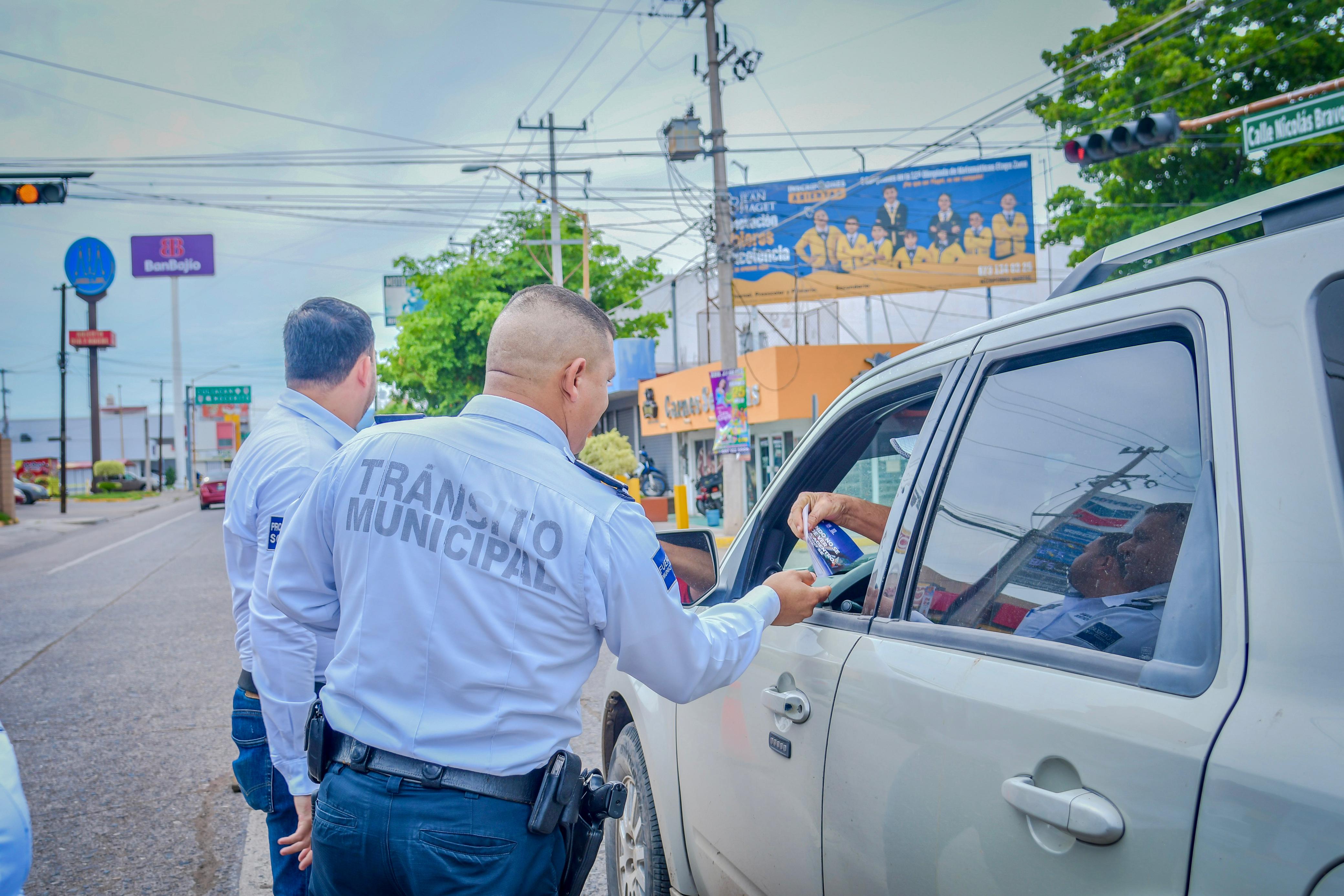En Salvador Alvarado inicia la aplicación de multas por polarizado
