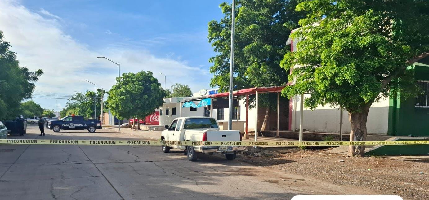 Oficiales localizaron manchas similares a sangre en diferentes partes del vehículo