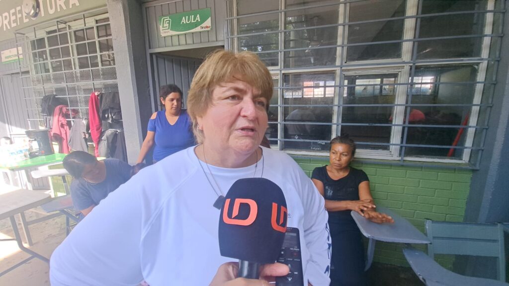 Salud Municipal de Ahome atendió emergencias de personas evacuadas de casas inundadas