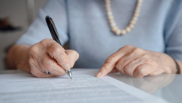 ¿Vas a hacer tu testamento? Profeco comparte recomendaciones para realizar el trámite