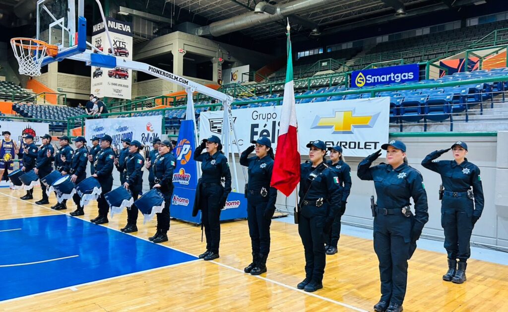 Titanes de Los Mochis se presentó con victoria en casa en LBP