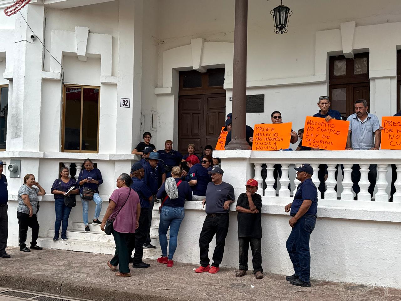 Toman el Ayuntamiento de Mocorito
