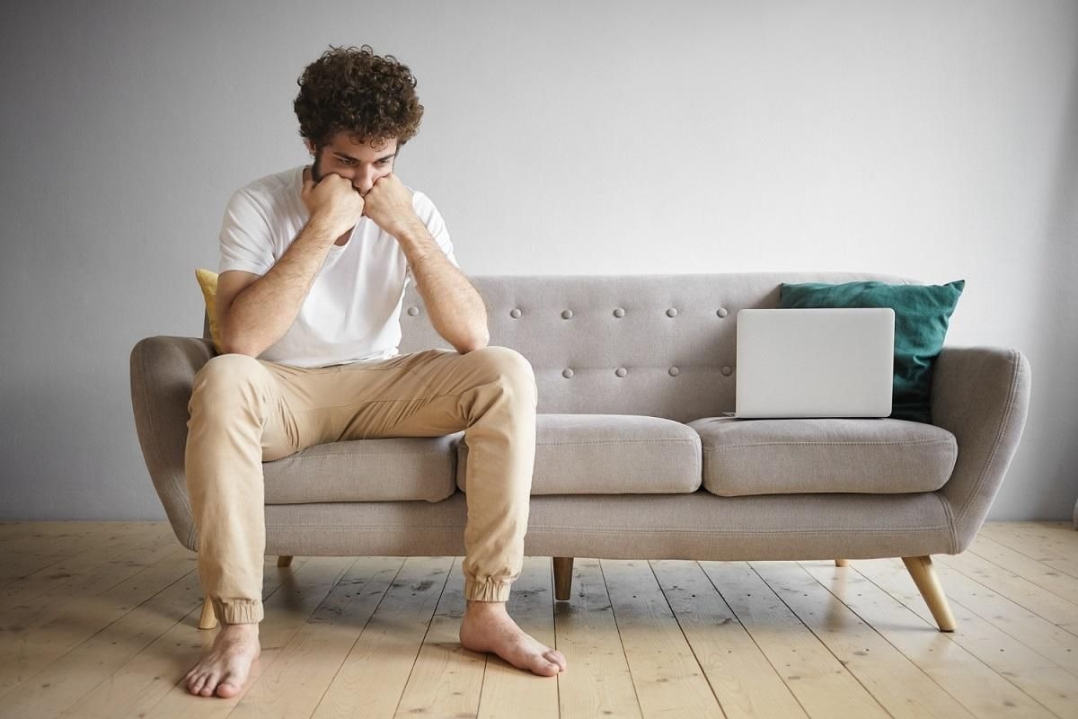 Un padecimiento relacionado que se puede crear a partir de los altos niveles de cortisol son los tics nerviosos