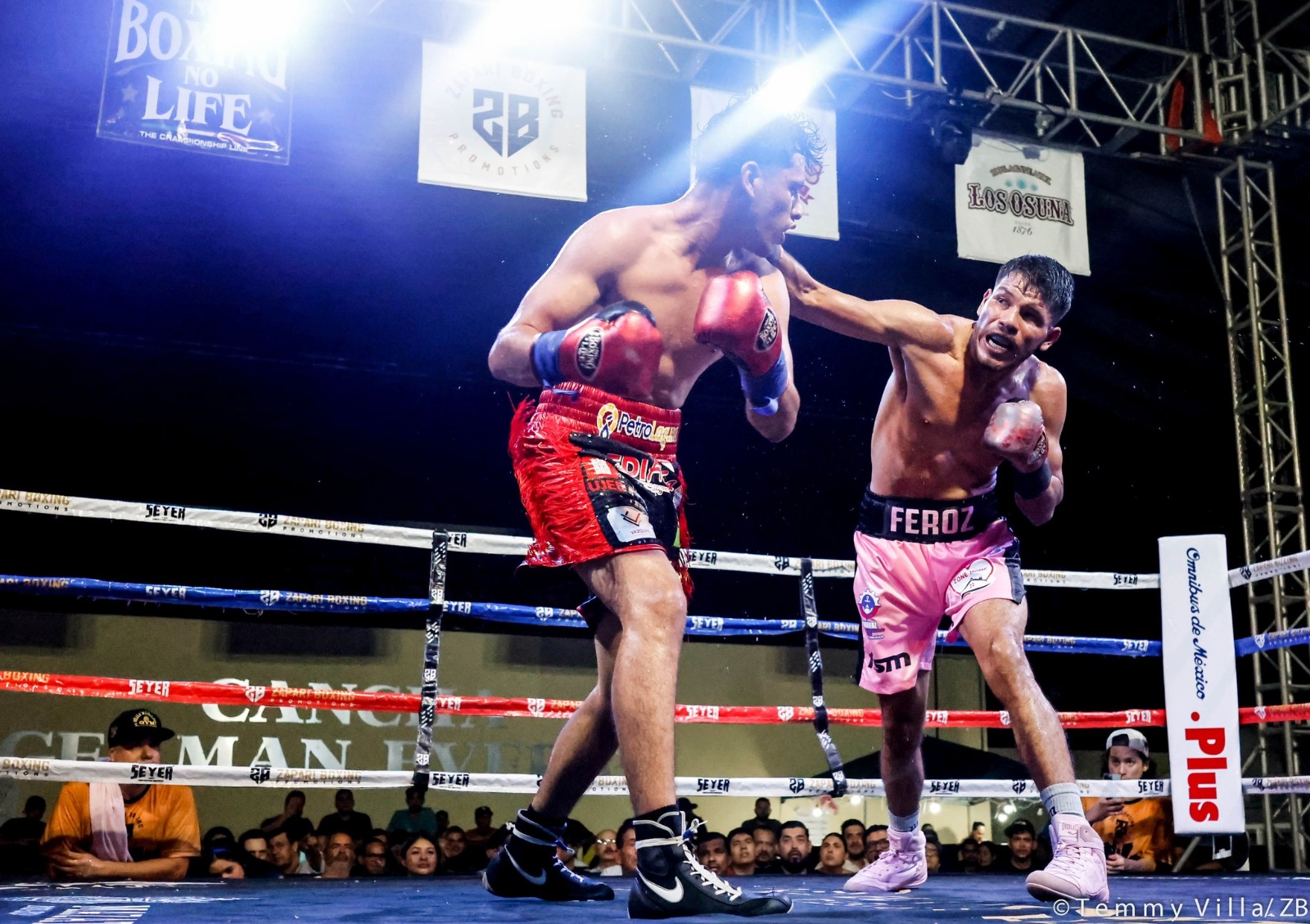Una promesa hizo volver al mazatleco Juan “Feroz” Estrada al boxeo profesional