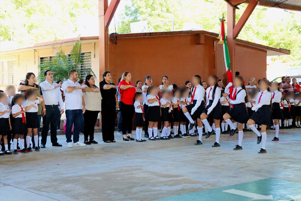 escuela primaria Natalia J. Payán,