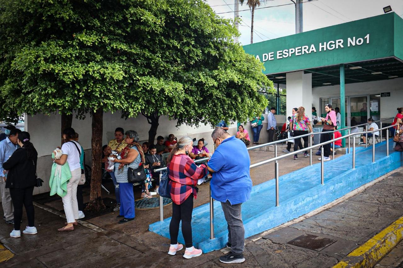 Lleva Sistema DIF Bienestar, alimento a familia de pacientes del IMSS.