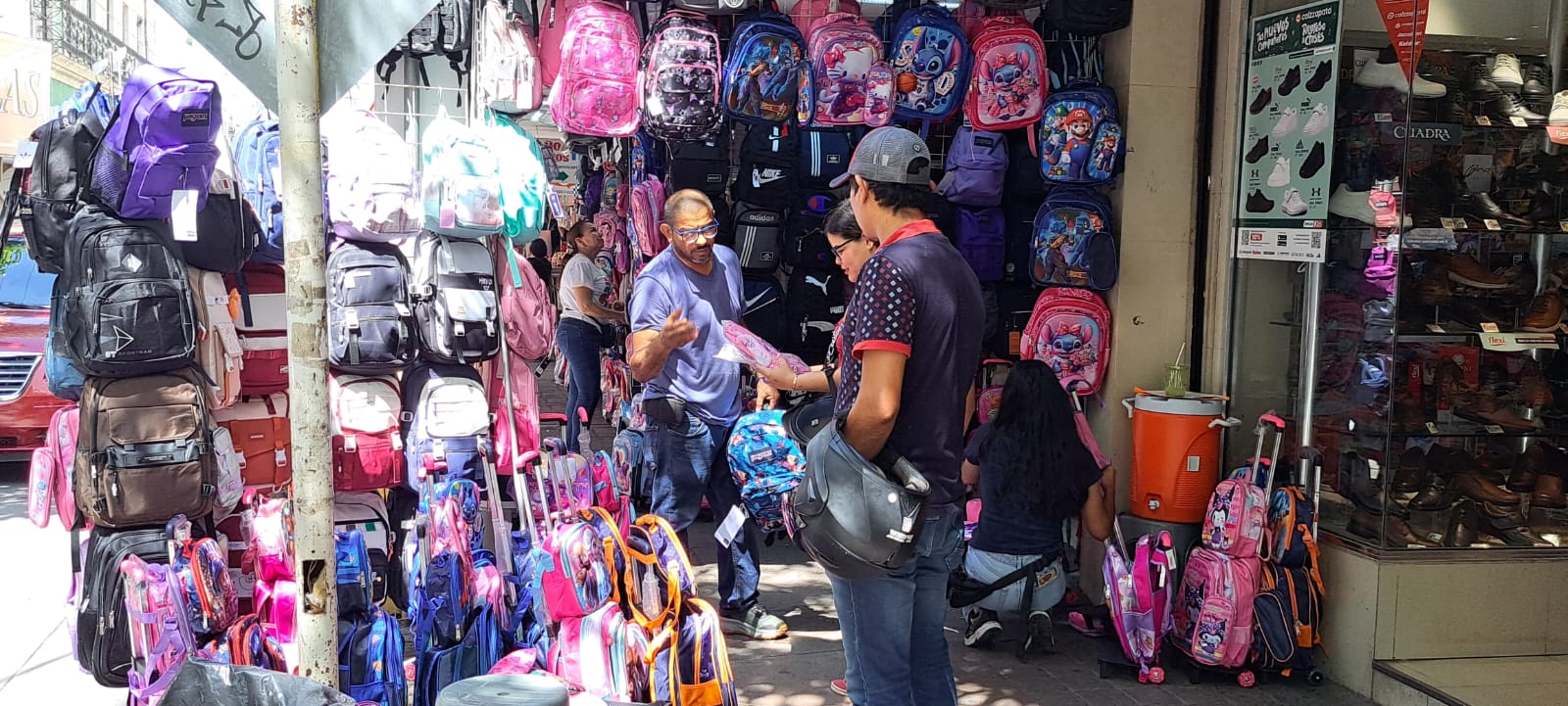 Comerciantes de Culiacán reportan que se detuvo el cierre de negocios en el centro