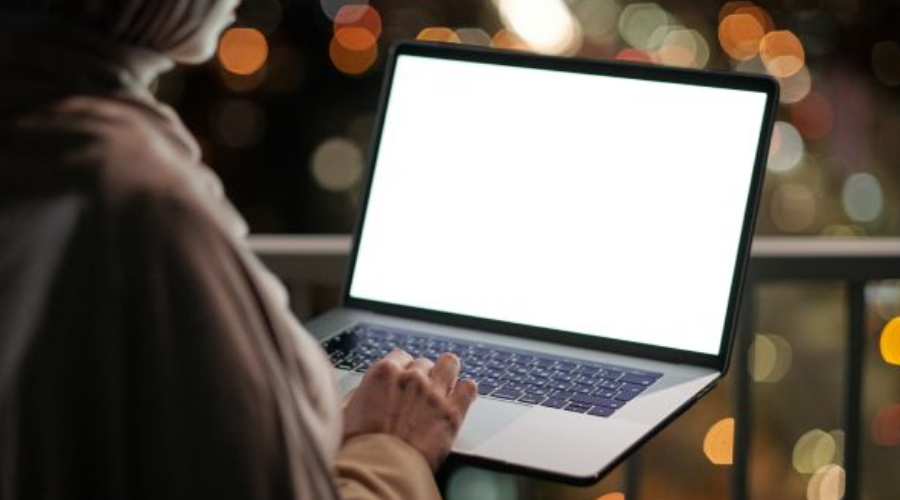 Laptop.
