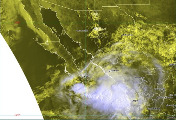 Imagen de satélite del SMN en el que se observan zonas con alta nubosidad debido a una circulación ciclónica.