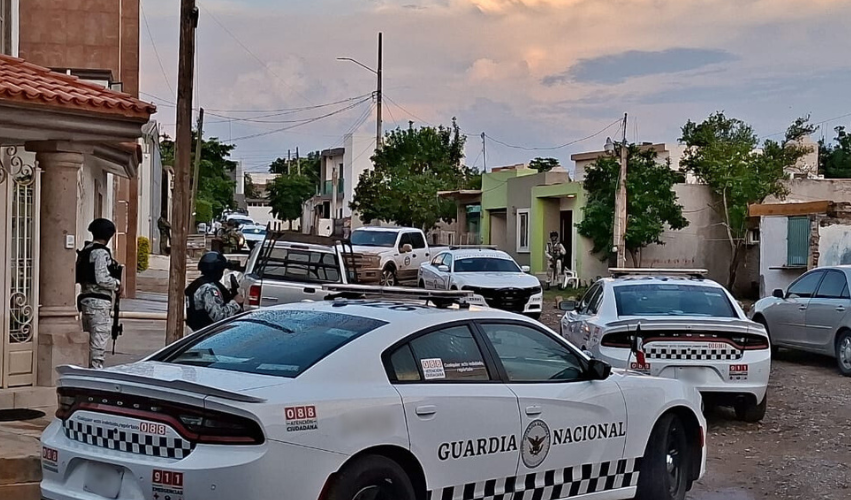 Operativo de la Guardia Nacional en un domicilio en Guamúchil
