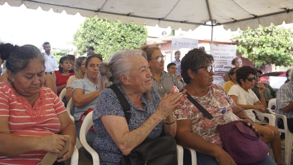 Banderazo de pavimentación