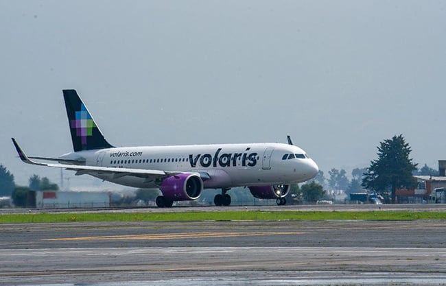 Avión de Volaris con ruta Tijuana-La Paz aterriza de emergencia en Sonora por falla de presurización