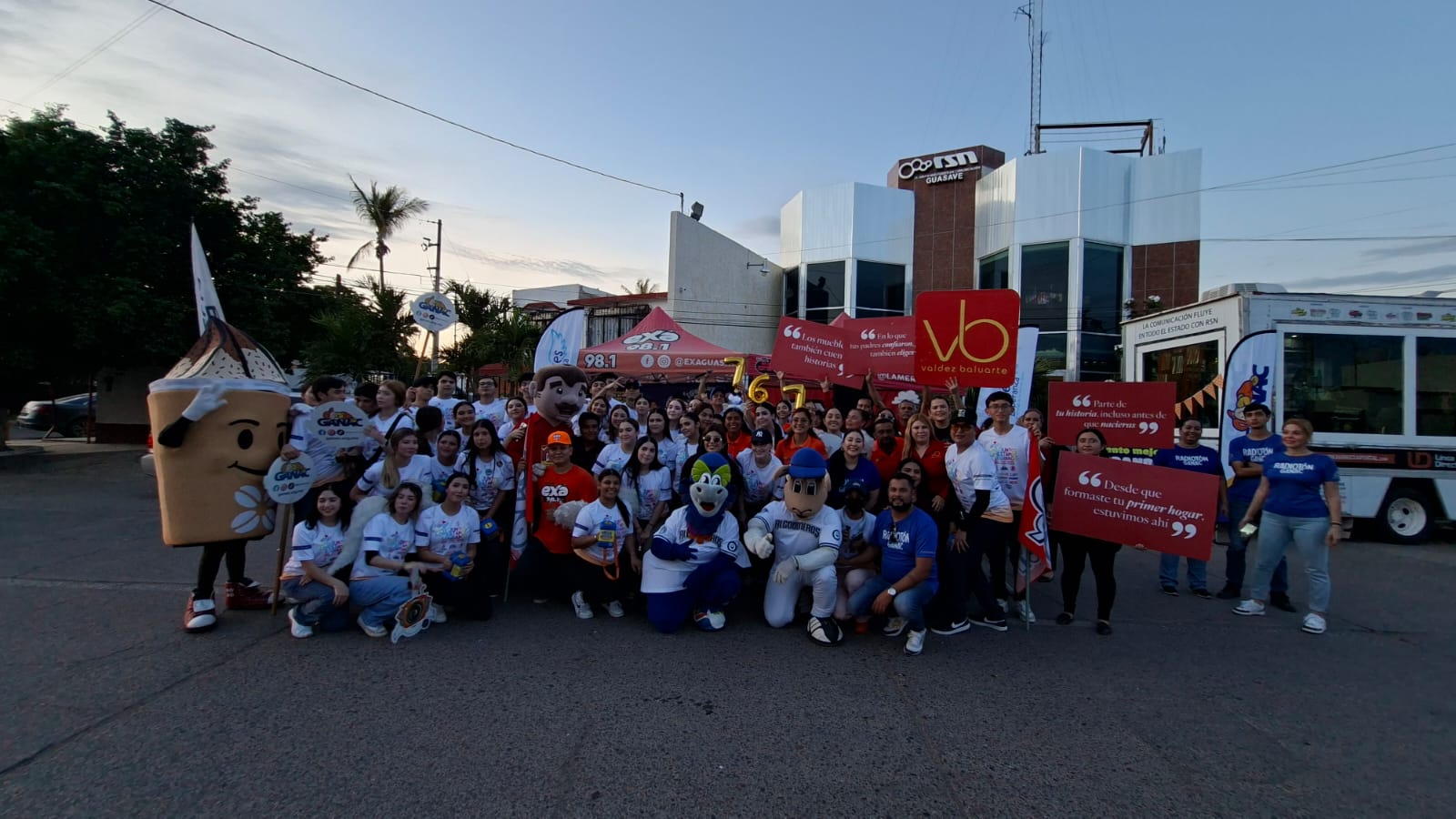 767 Ángeles de Esperanza dan vida al Radiotón Ganac-Exa 98.1 FM 2025