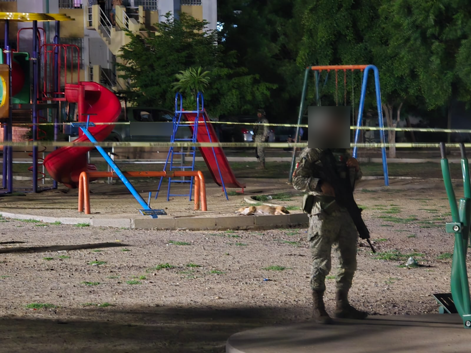 A balazos asesinan a joven y otro más es herido en parque de Alturas del Sur, Culiacán