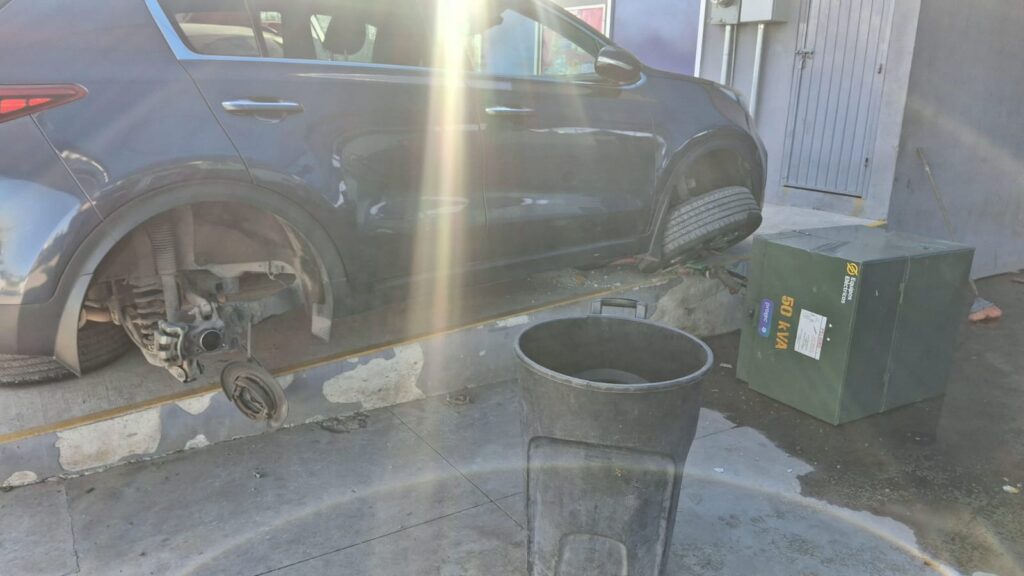 Este es el lavadero que se encontraba a un costado de la tienda de conveniencia