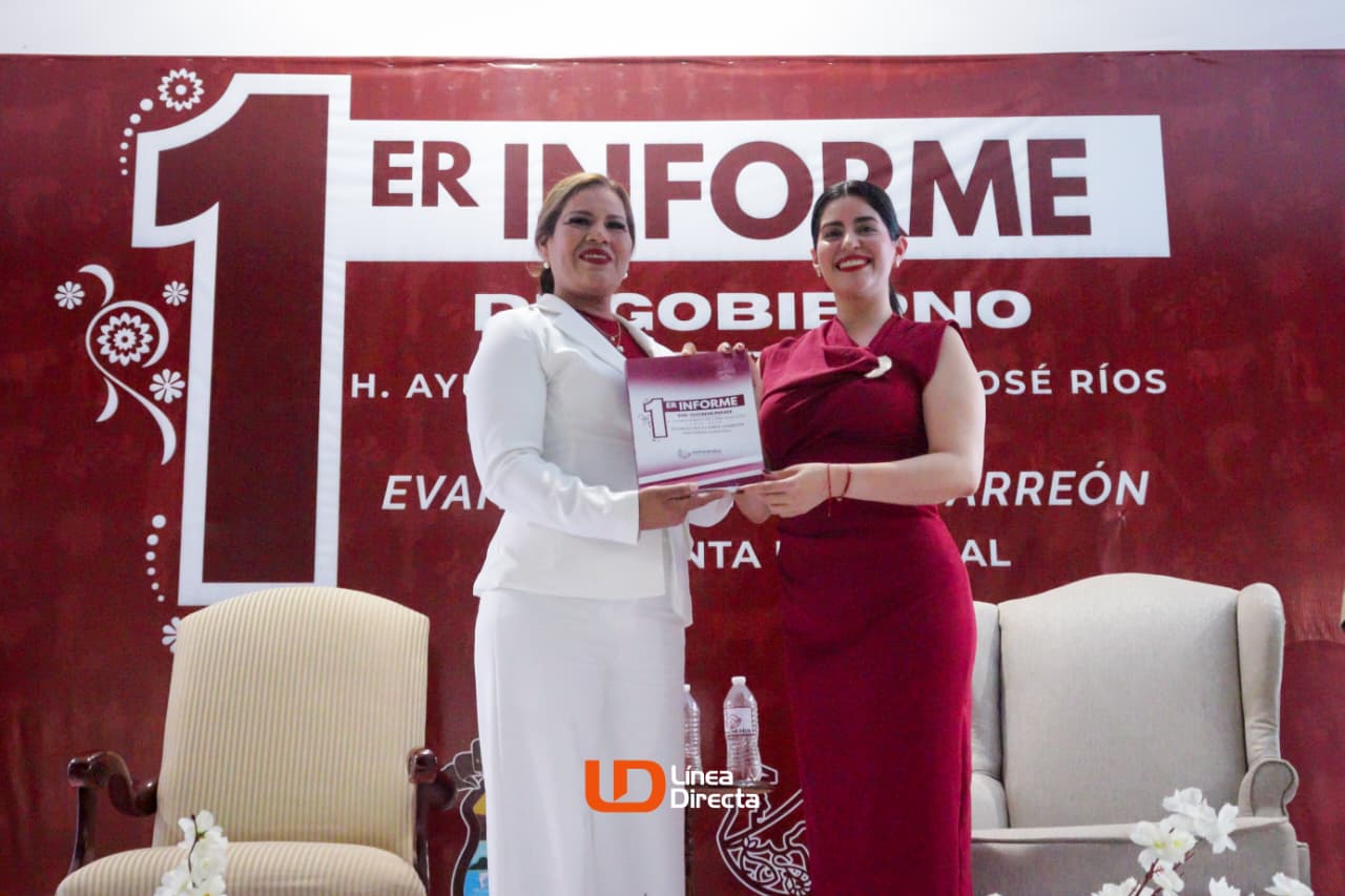 Alcaldesa de Juan José Ríos, Evangelina Llanes Carreón, entrega Primer su Informe de Gobierno