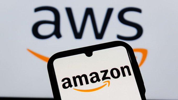 Caída global de Amazon colapsa numerosos servicios y aplicaciones