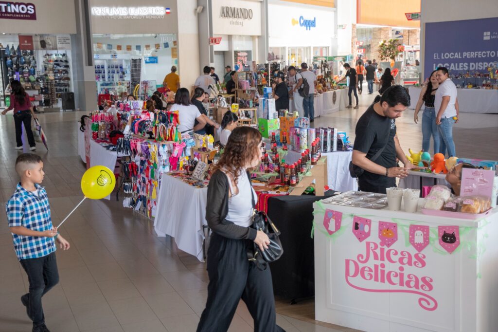 Bazar Juvenil en Paseo San Isidro, Culiacán