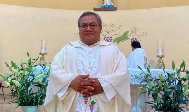 Detienen a un adolescente presuntamente implicado en homicidio del sacerdote Bertoldo en Guerrero