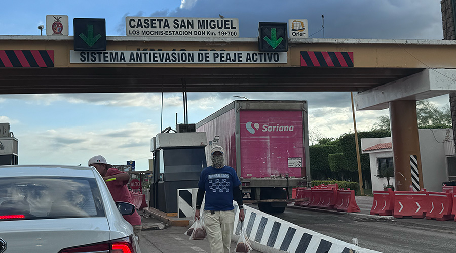 Caseta de peaje en San Miguel Zapotitlán Ahome Carreteras Sinaloa