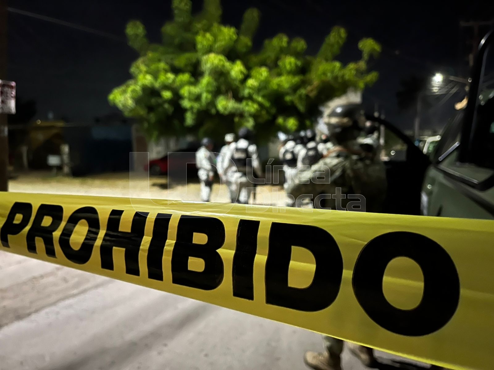 Cinta amarilla en escena del crimen