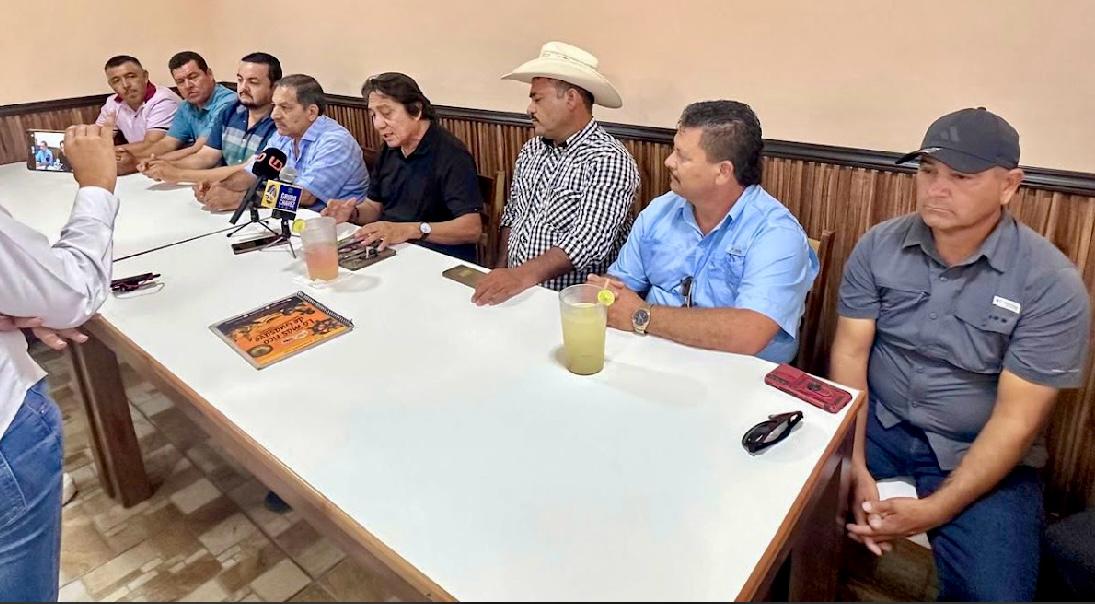 Cooperativas pesqueras reconocen a Rubén Rocha por fortalecer al sector en Sinaloa