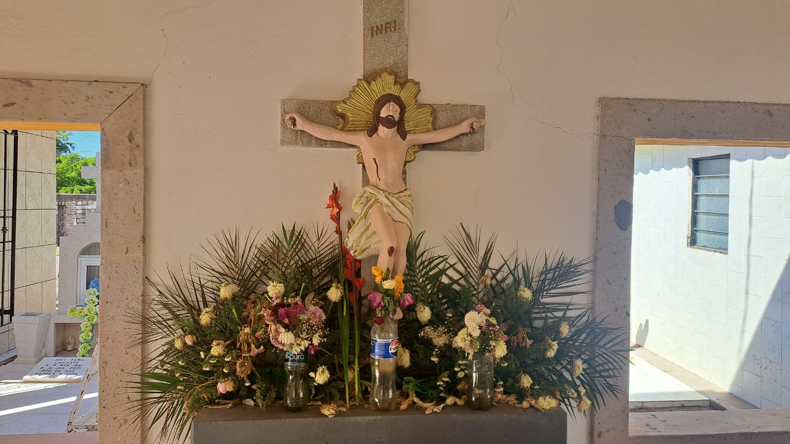 La cruz de ánimas en el panteón municipal de Guasave, símbolo de las almas olvidadas y de una tradición que aún sobrevive