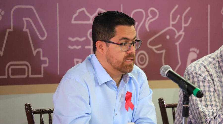 Cuitláhuac González, secretario de Salud