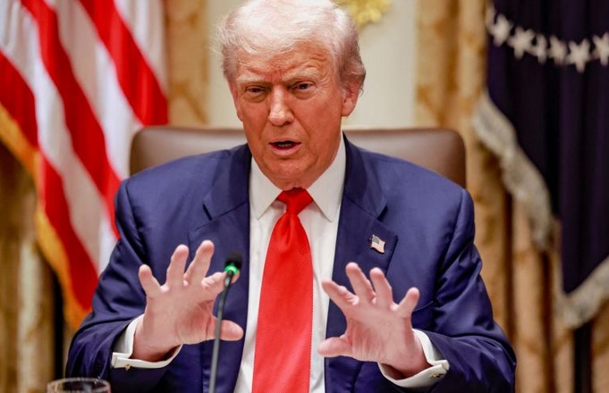 Trump reporta nuevo ataque embarcación en el Caribe; seis 