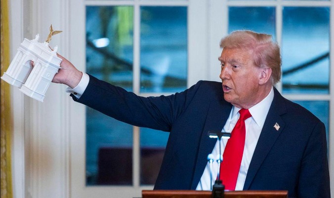Donald Trump revela sus planes para construir un Arco del Triunfo en Washington