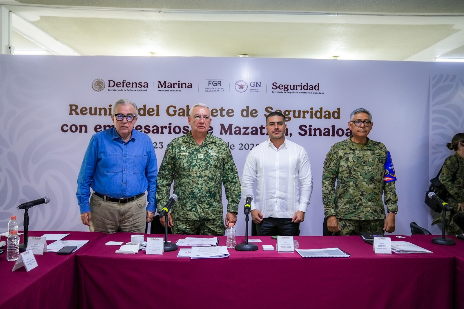 Formaliza gobernador Rocha donación de terreno en Altata, para base naval de la Secretaría de Marina