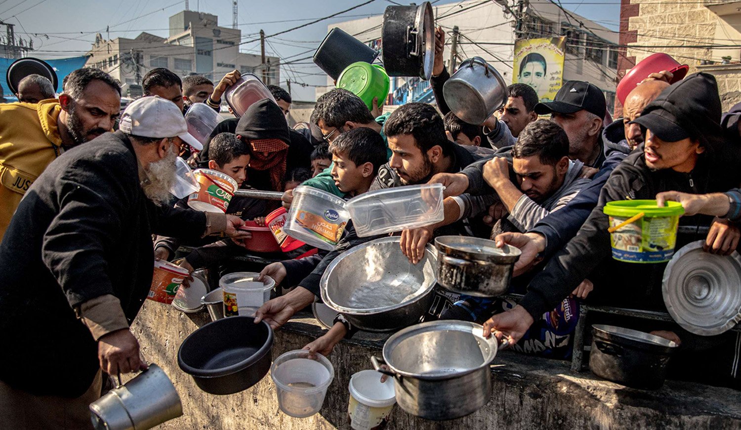 En medio de crisis humanitaria, OMS confirma al menos 400 muertes por malnutrición en Gaza