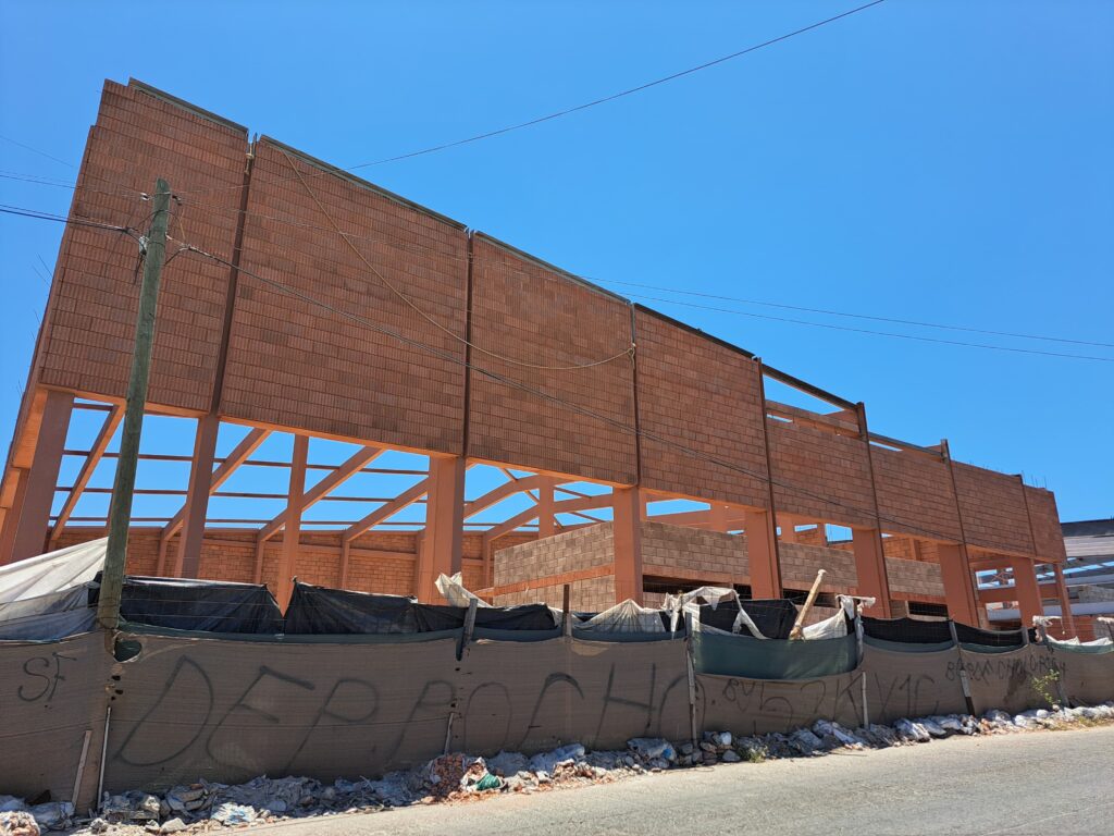 Gobierno del Estado terminará el Centro Deportivo Marco Verde en la colonia Juárez en Mazatlán