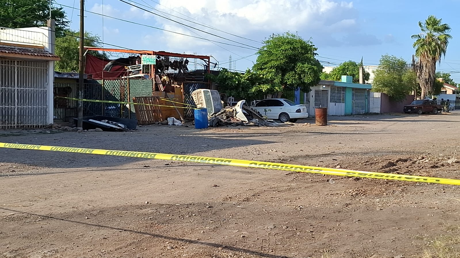 Asesinan a dos hombres en un yonke