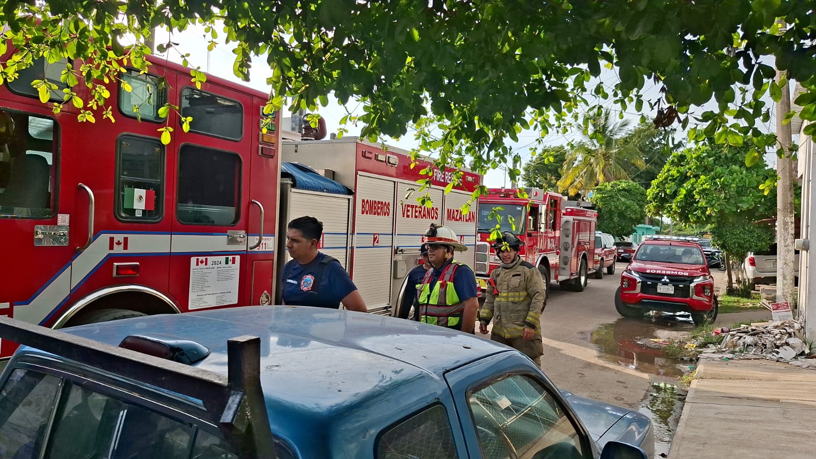 Movilización de Bomberos tras el incendio.
