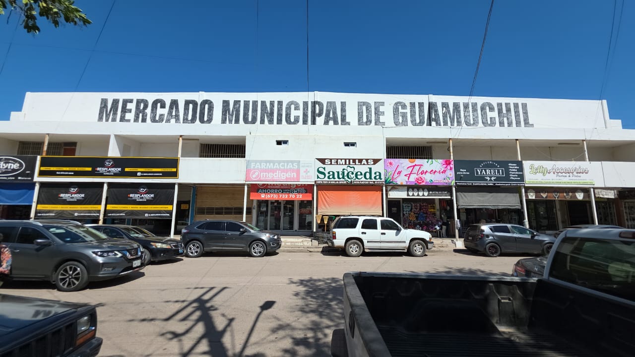 Invertirán 600 mil pesos para habilitar locales del mercado en Guamúchil y apoyar a emprendedores