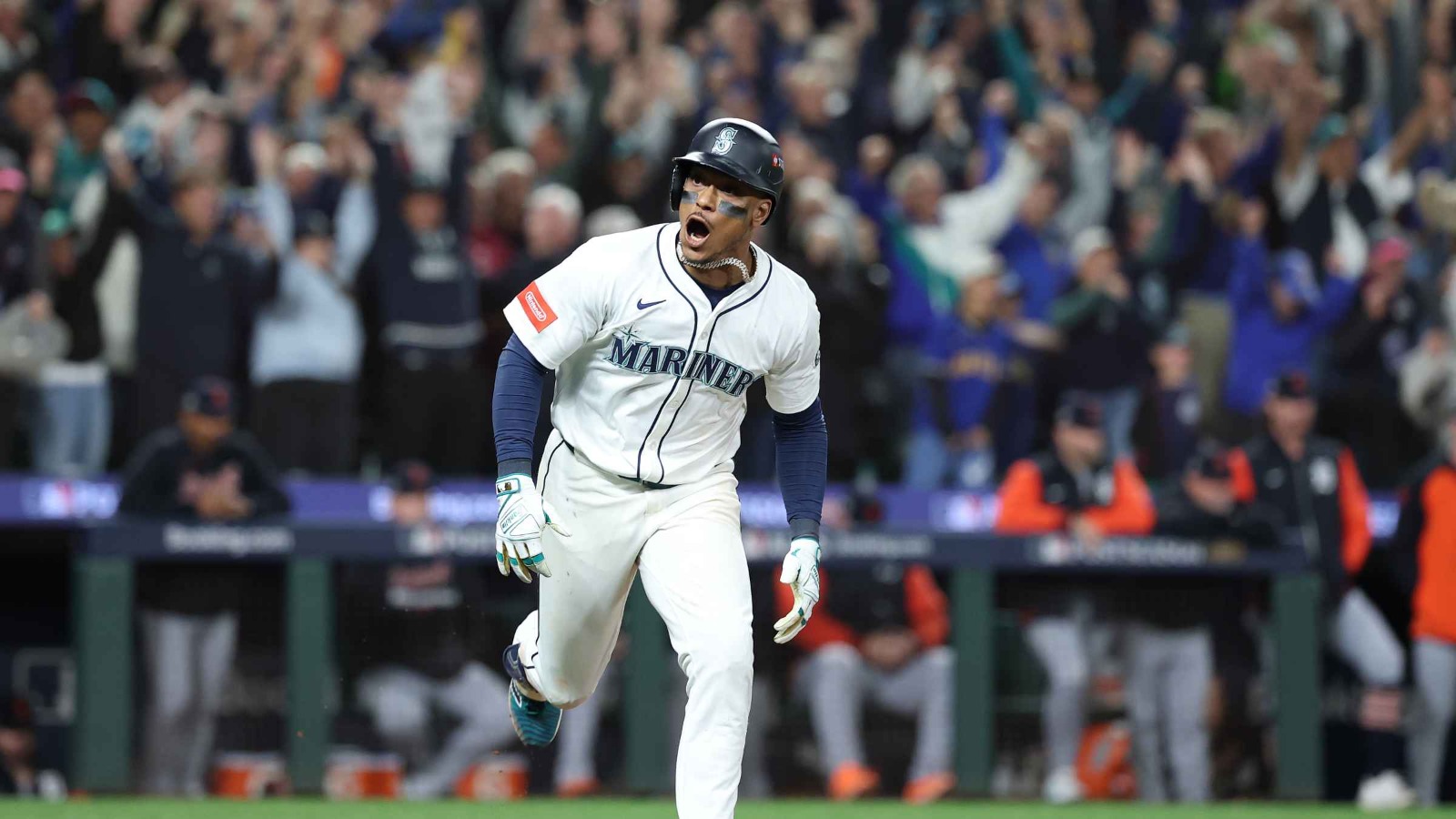 Jorge Polanco dio el hit de definió el juego de casi 5 horas entre Seattle y Detroit