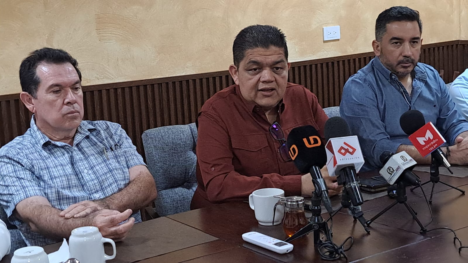 Julio César Silvas de Adecem